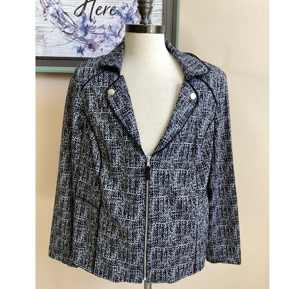 Avenue Black White Jacket